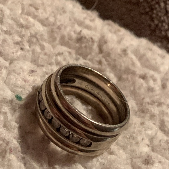 Gorgeous 0.50 carat diamond band in 14k & 10k white gold - Picture 8 of 9